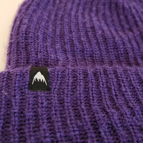 💜 Burton purple hat / beannie / tuque - Picture 3 of 6